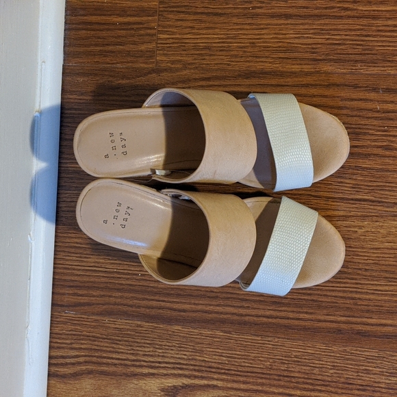 Wedges - Picture 2 of 3